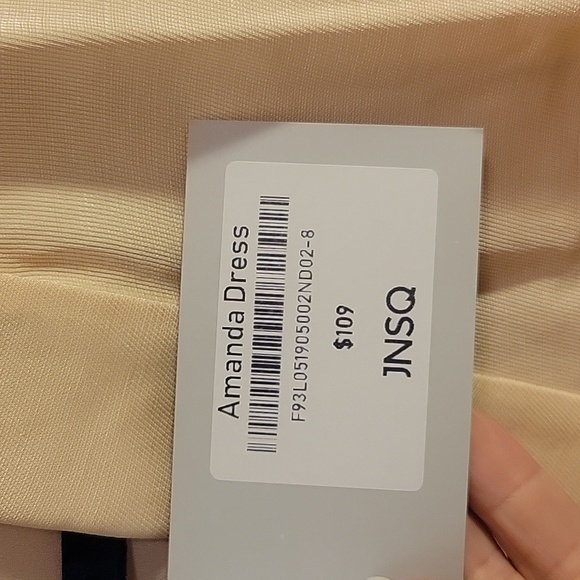 012 JNSQ Amanda Dress - Picture 15 of 15